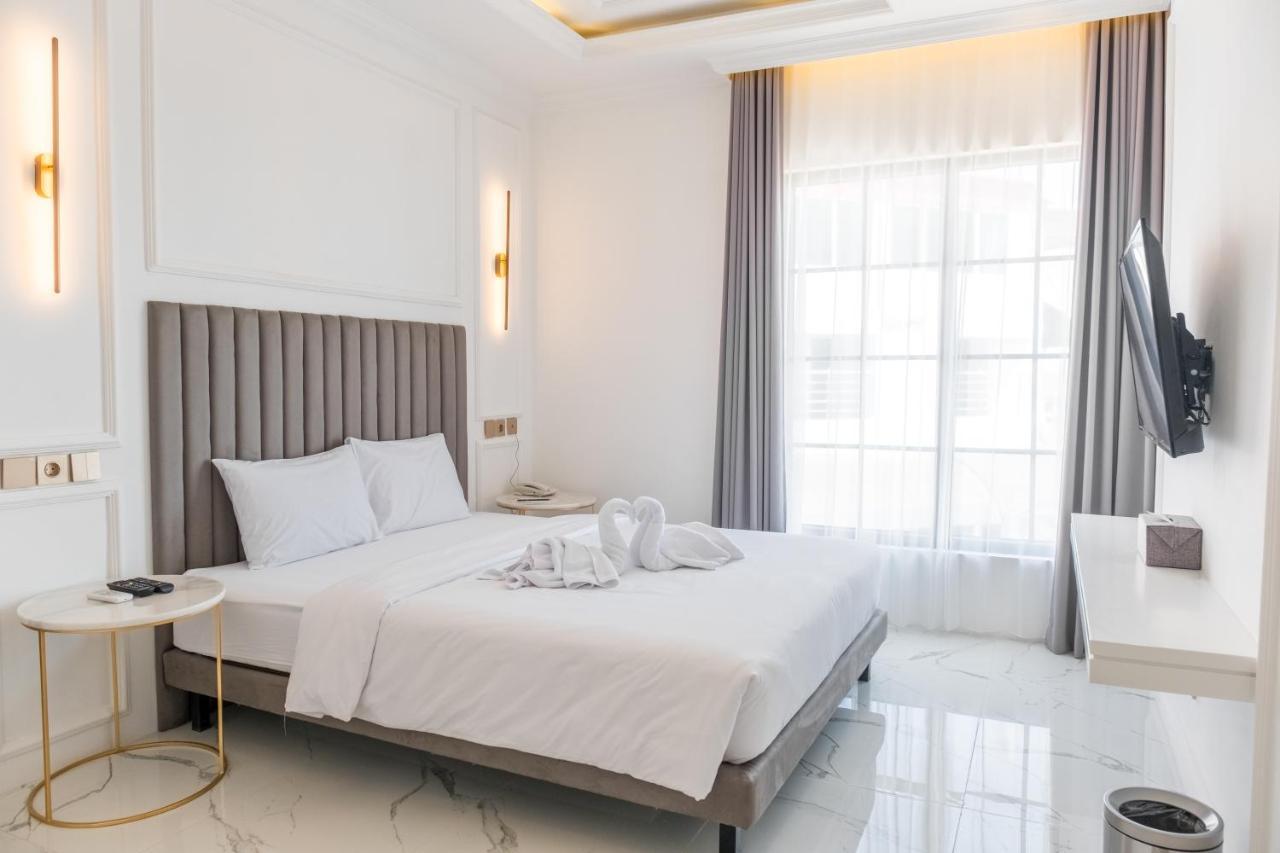 Kala Hotel Semarang Jomblang Esterno foto