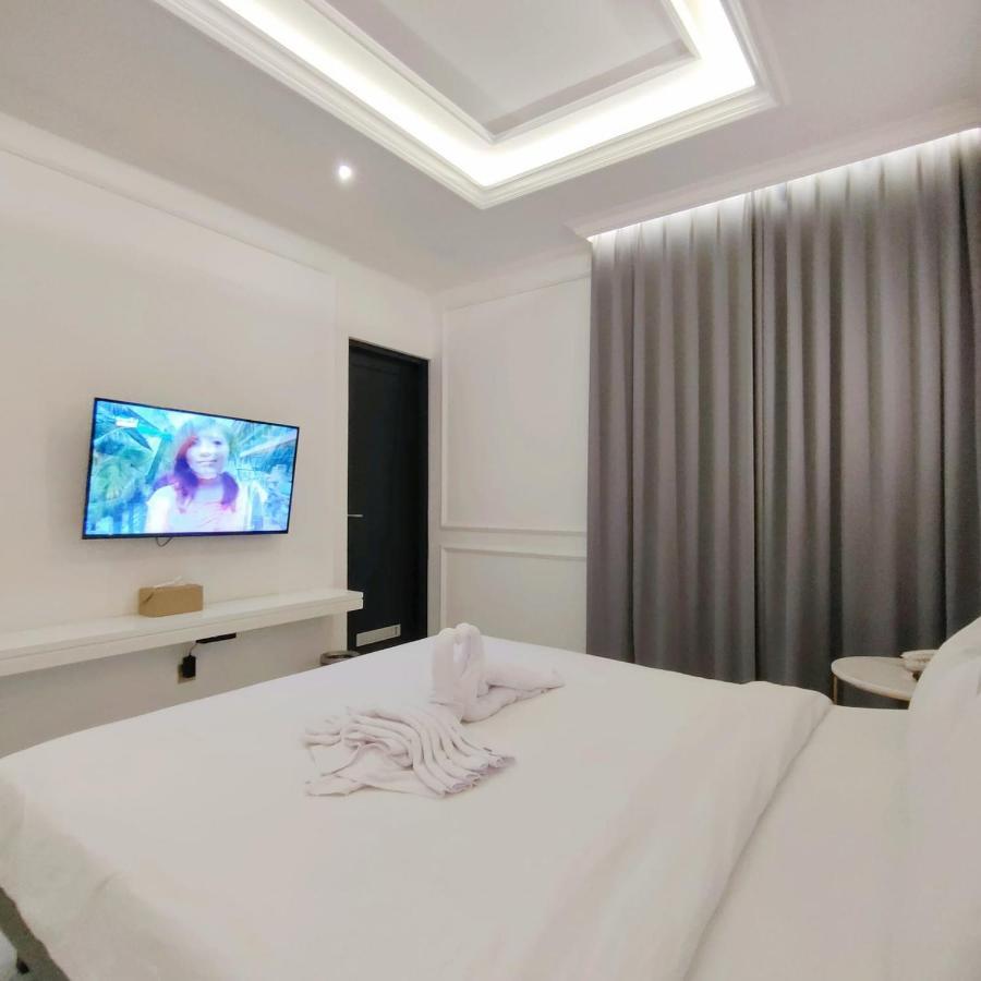 Kala Hotel Semarang Jomblang Esterno foto