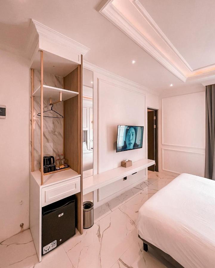 Kala Hotel Semarang Jomblang Esterno foto