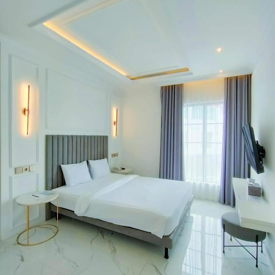 Kala Hotel Semarang Jomblang Esterno foto